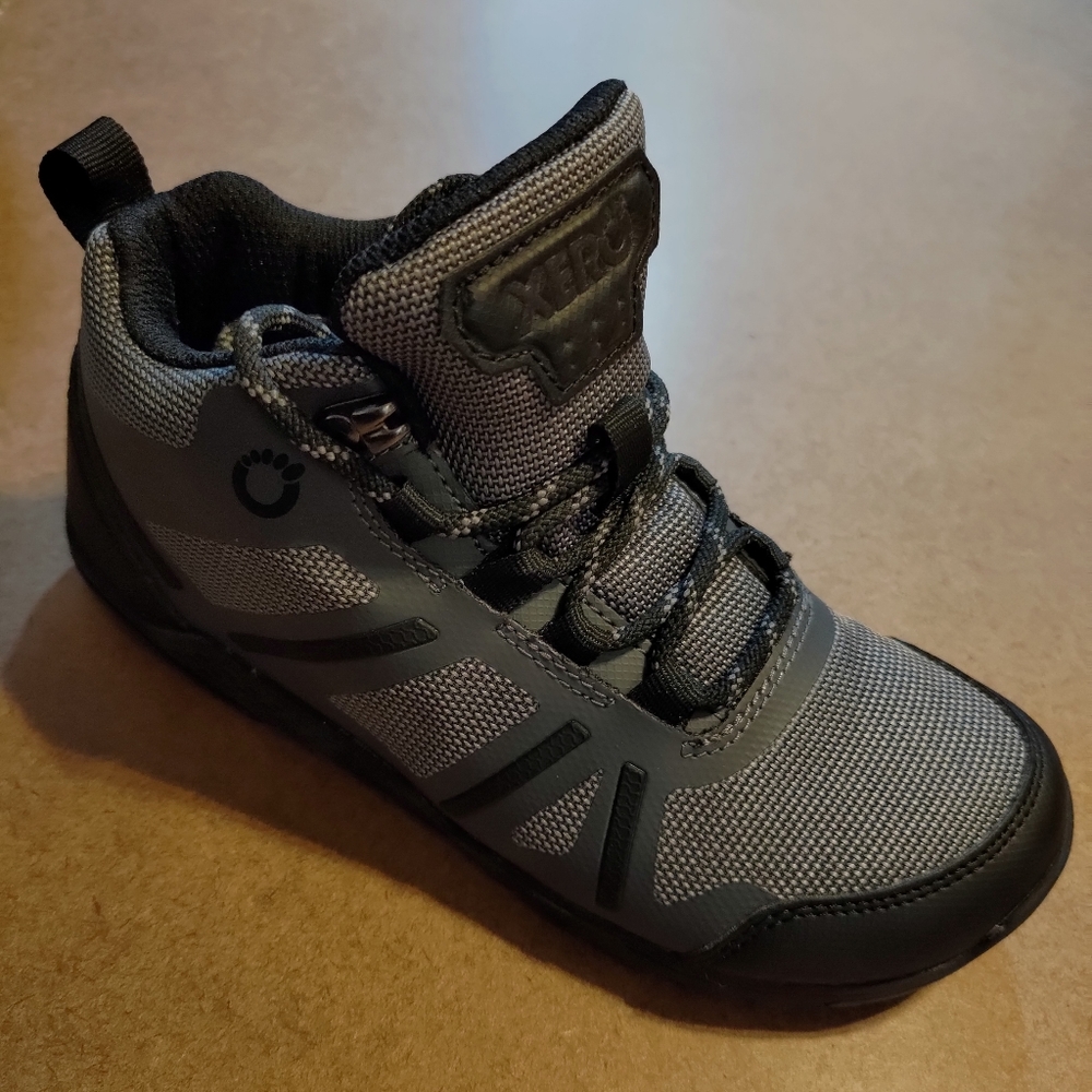 Xero Shoes DayLite Hiker Fusion Asphalt Size 5